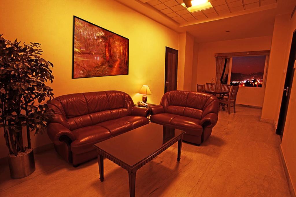 Hotel Star City Chennai Room photo